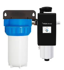 <div>Whole Home UV Water Treatment System</div>
<div>
<p>Part Number: ARROS 9-IHS10<br>Ideal For: Bacteria, Turbidity/Cloudiness</p>
<table>
<tbody>
<tr>
<td>Connection Size</td>
<td>Inlet: 1” FNPT, Outlet: (Combo Port) 1” MNPT / ¾” FNPT</td>
</tr>
<tr>
<td>Dimensions</td>
<td>16.95″ × 17.5″ x 9.0″ (43.0 cm × 44.5 cm x 22.9 cm)</td>
</tr>
<tr>
<td>Flow Rate</td>
<td>30mJ/cm2: 9 gpm (34.1 lpm) 2.0 m³/hr</td>
</tr>
<tr>
<td>Housing Details</td>
<td>One 10″ 3-piece filter housing</td>
</tr>
<tr>
<td>Power Consumption</td>
<td>33 W</td>
</tr>
<tr>
<td>Ship Wt. (lbs)</td>
<td>40 lbs (18.1 kg)</td>
</tr>
</tbody>
</table>
</div>